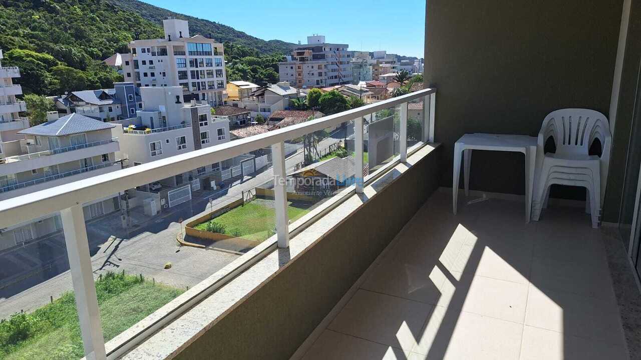 Apartment for vacation rental in Bombinhas (Praia de Bombas)