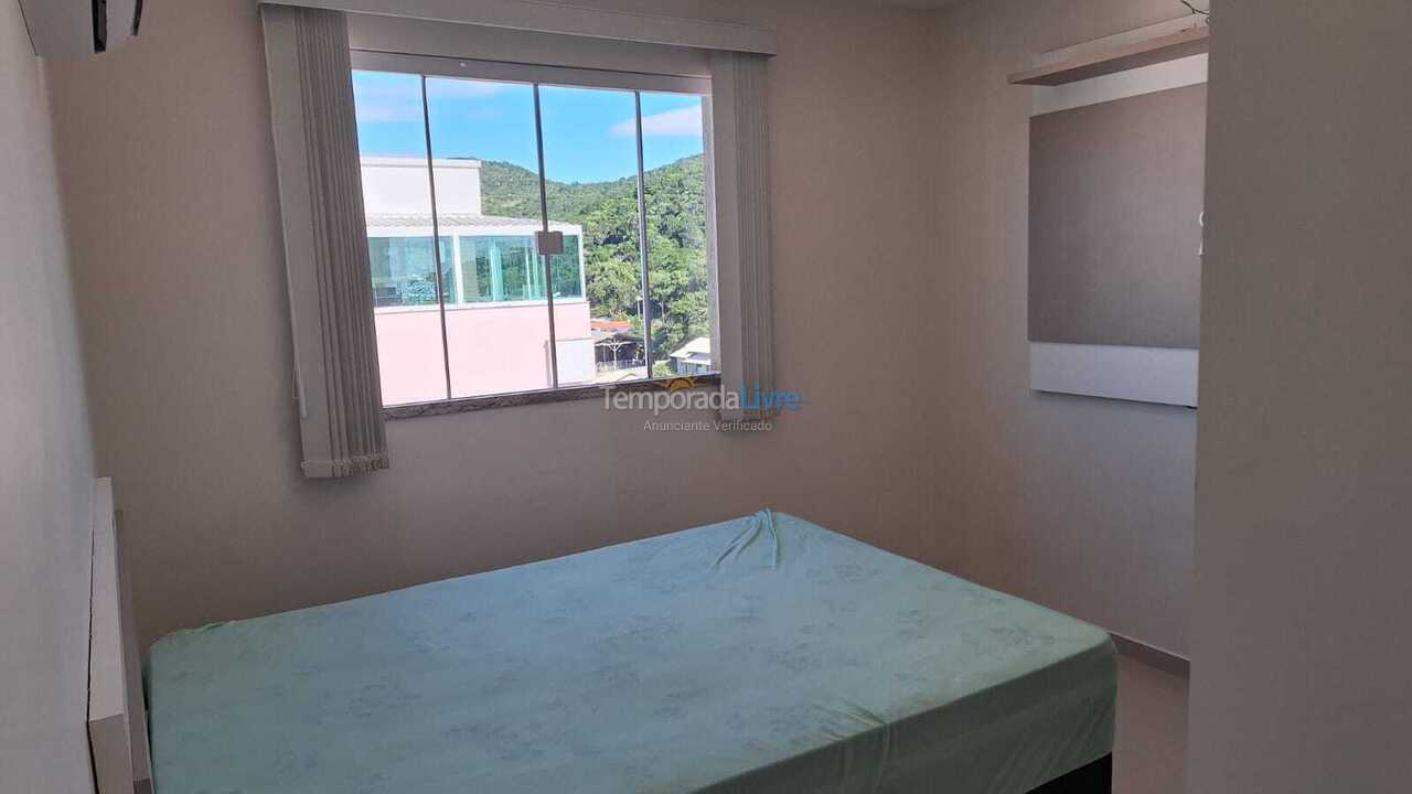 Apartment for vacation rental in Bombinhas (Praia de Bombas)