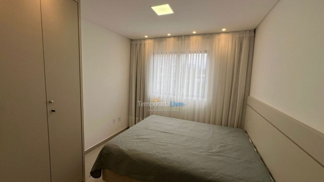 Apartamento para aluguel de temporada em Itapema (Morretes)
