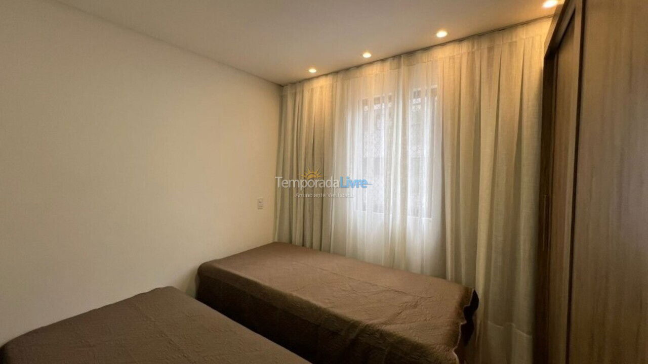 Apartamento para aluguel de temporada em Itapema (Morretes)