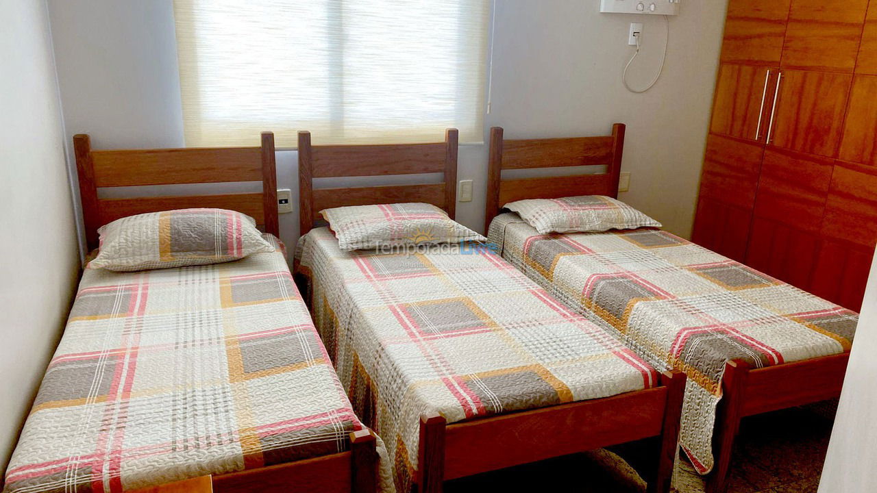 Apartment for vacation rental in Guarapari (Enseada Azul)