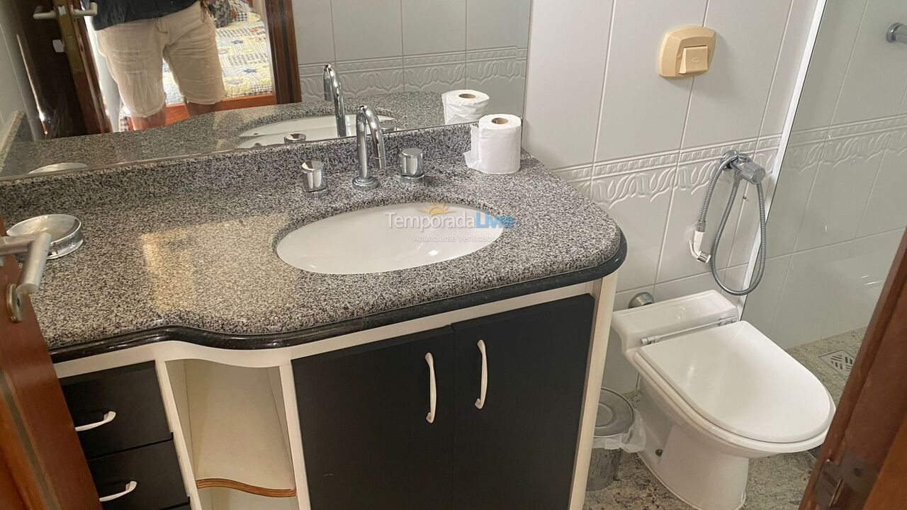 Apartment for vacation rental in Guarapari (Enseada Azul)