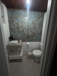 5-bedroom house with seasonal pool in Enseada Azul