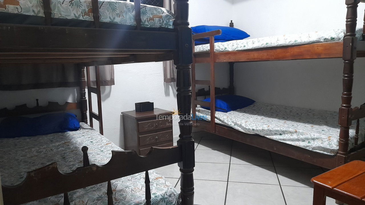 Apartamento para aluguel de temporada em Cabo Frio (Praia do Forte)