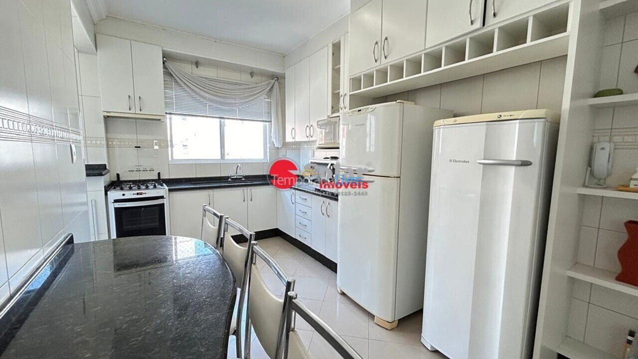 Apartment for vacation rental in Itapema (Meia Praia)