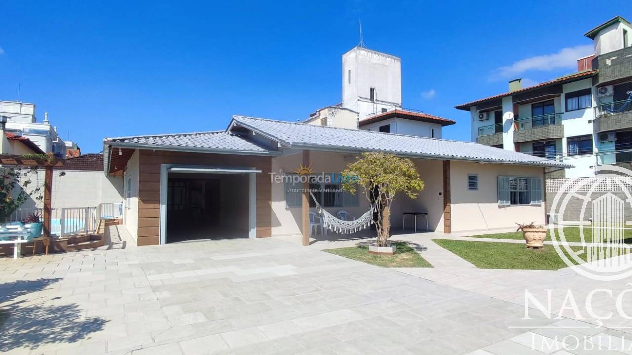 House for vacation rental in Florianopolis (Canasvieiras)
