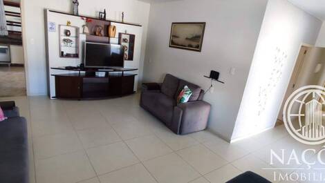 4-bedroom house for up to 14 people two blocks from the sea. SEASONAL