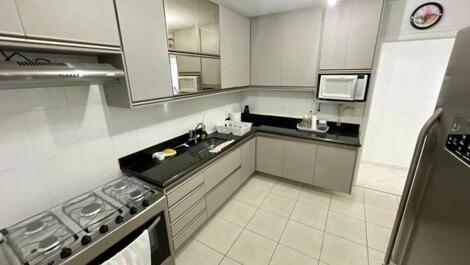Apartamento 3 quartos sendo 2 suítes alto padrão na Enseada Azul, ES