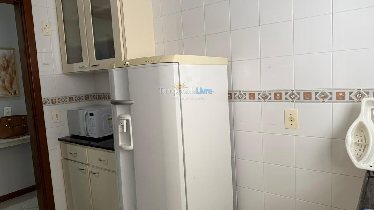 Apartamento para aluguel de temporada em Guarapari (Praia das Castanheiras)