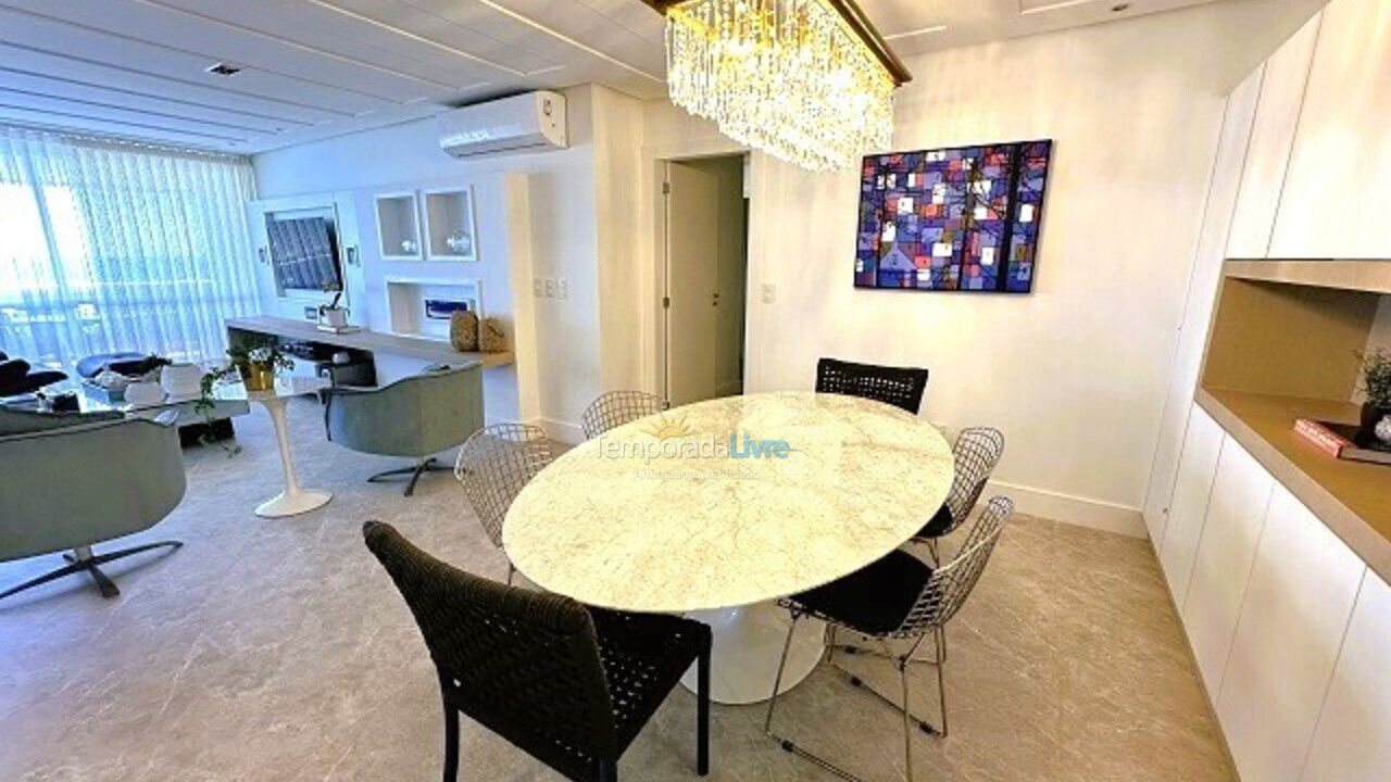 Apartamento para alquiler de vacaciones em Florianópolis (Praia Brava)