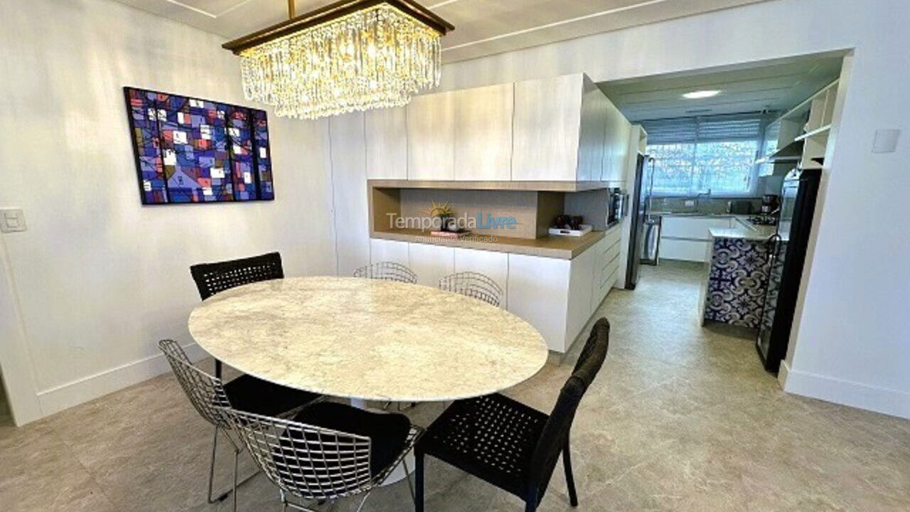 Apartamento para alquiler de vacaciones em Florianópolis (Praia Brava)