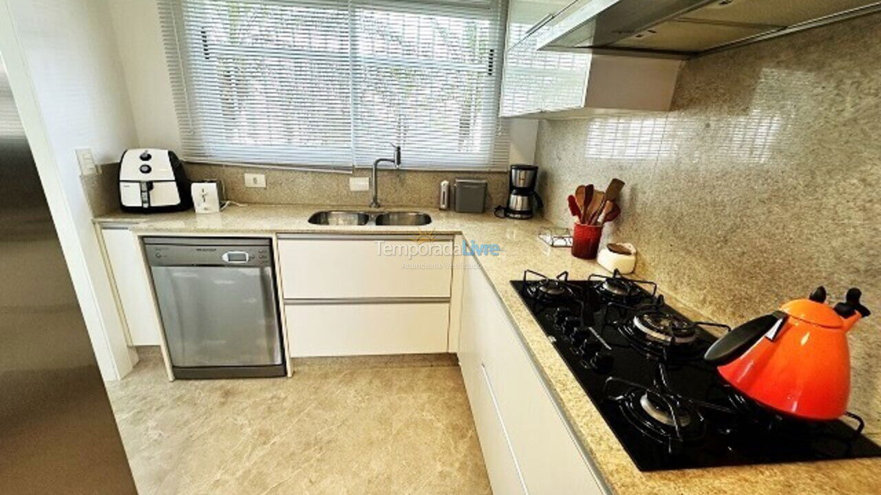 Apartamento para alquiler de vacaciones em Florianópolis (Praia Brava)