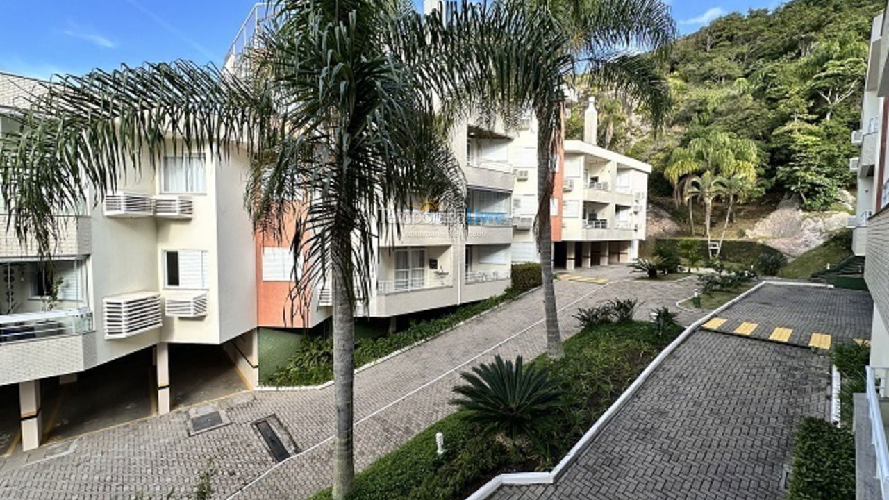 Apartment for vacation rental in Florianópolis (Praia Brava)