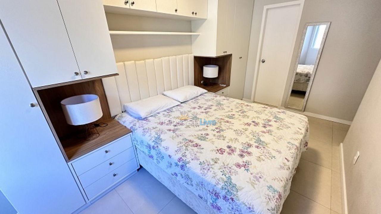 Apartment for vacation rental in Florianópolis (Praia Brava)