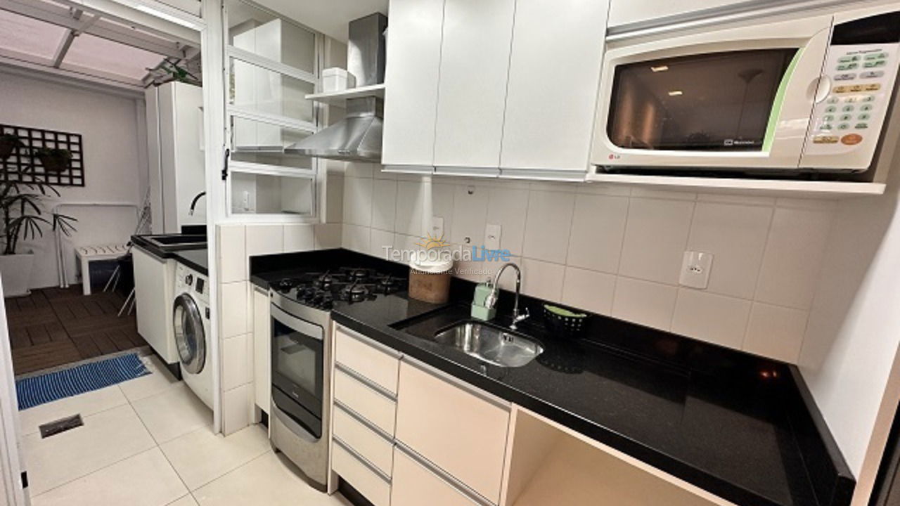 Apartment for vacation rental in Florianópolis (Praia Brava)