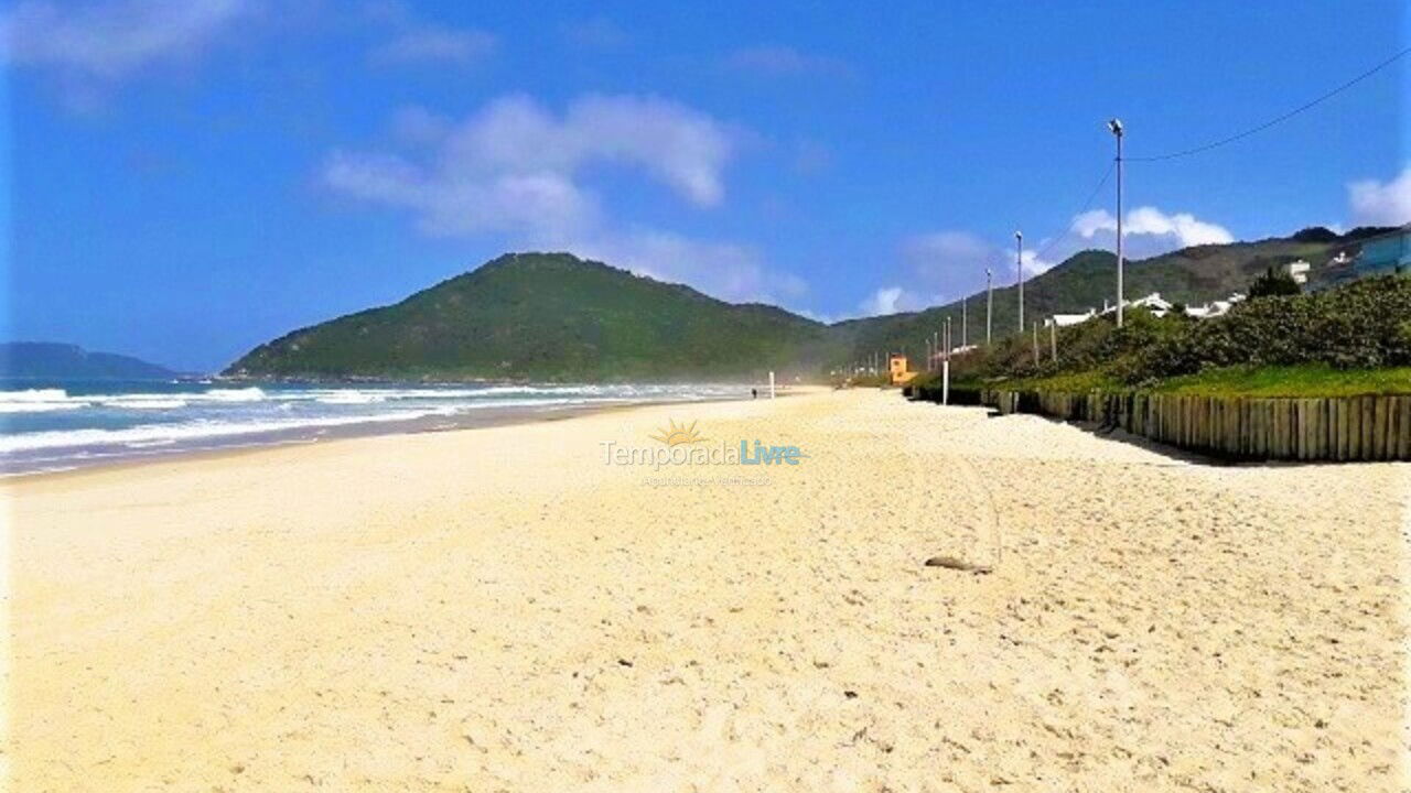 Apartment for vacation rental in Florianópolis (Praia Brava)