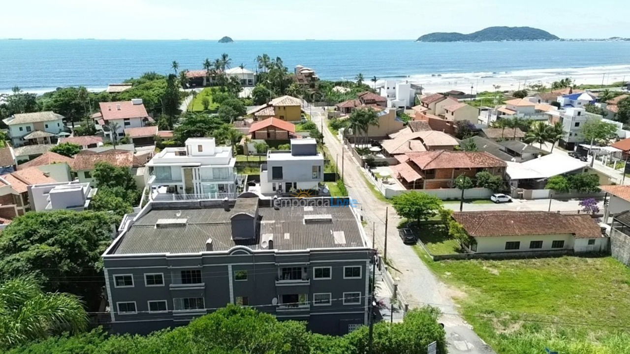 Apartamento para alquiler de vacaciones em São Francisco do Sul (Ubatuba)