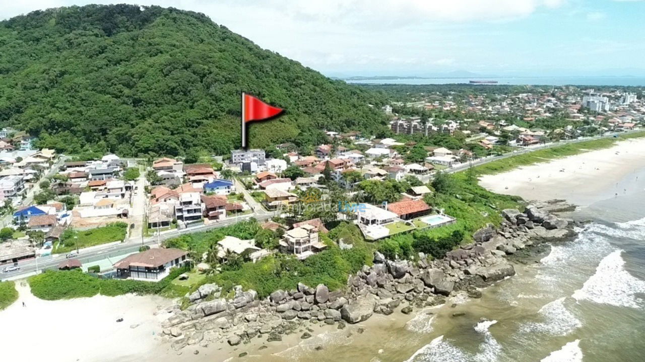 Apartamento para alquiler de vacaciones em São Francisco do Sul (Ubatuba)