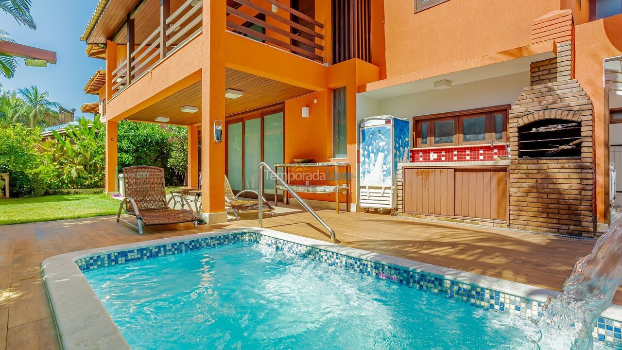 Casa para aluguel de temporada em Mata de São João (Praia do Forte)