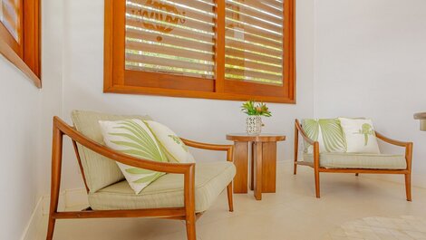 Excellent 5-Suite House with Maid - Praia do Forte