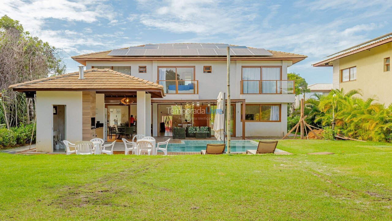 Casa para aluguel de temporada em Mata de São João (Praia do Forte)