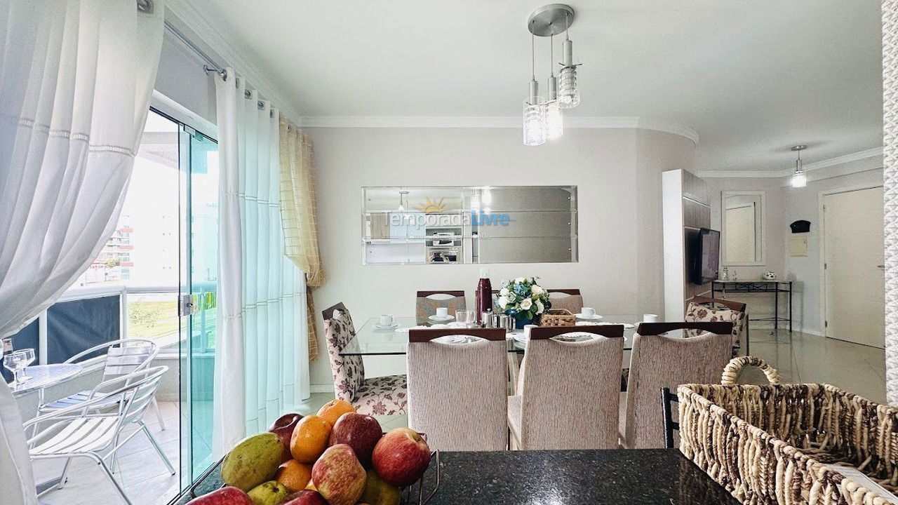 Apartment for vacation rental in Bombinhas (Praia de Bombas)