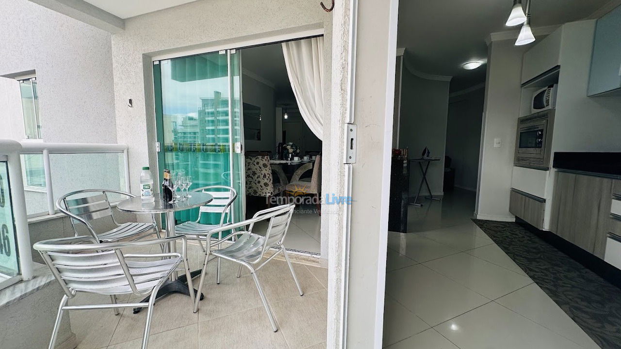 Apartment for vacation rental in Bombinhas (Praia de Bombas)