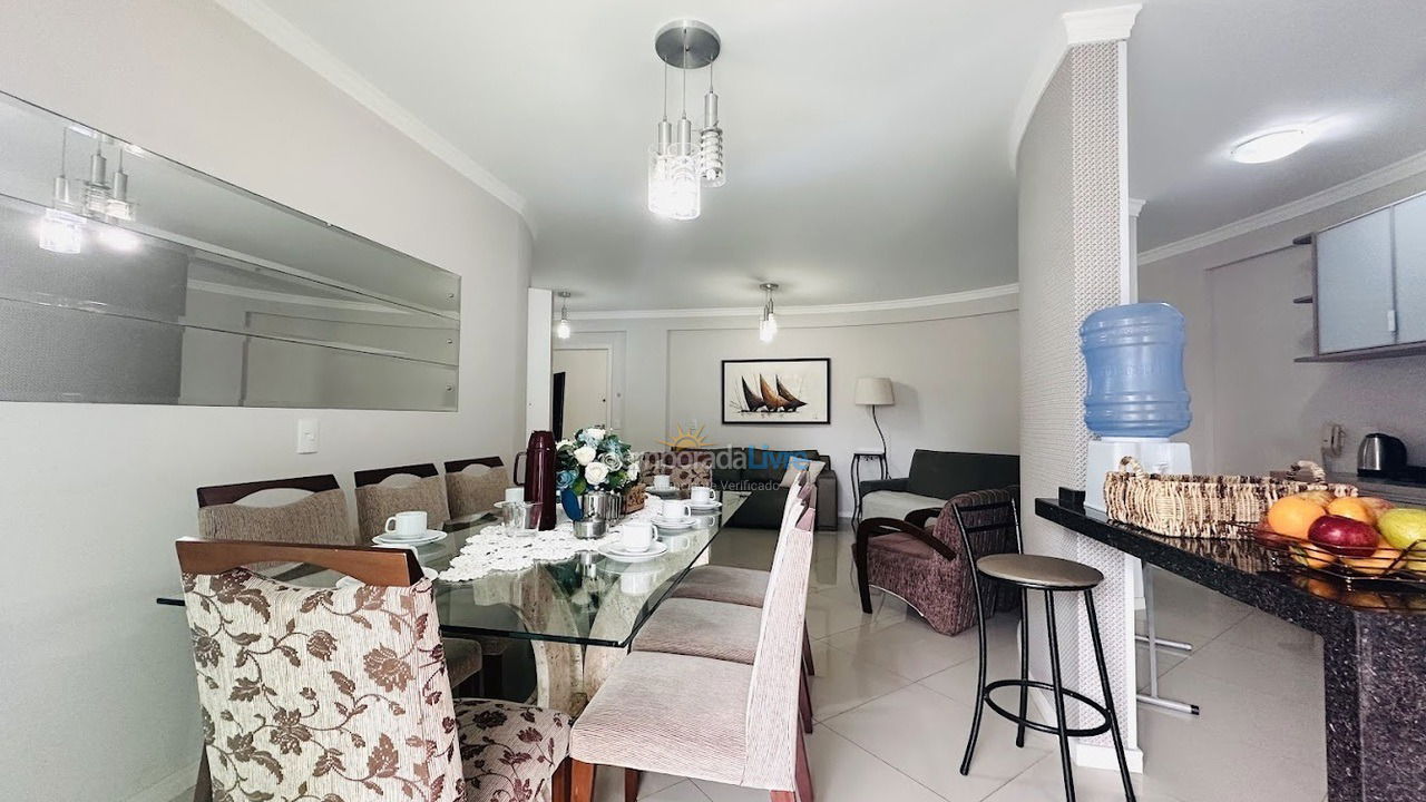 Apartment for vacation rental in Bombinhas (Praia de Bombas)