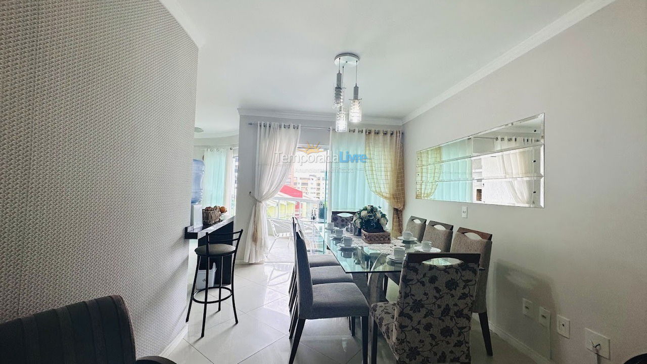 Apartment for vacation rental in Bombinhas (Praia de Bombas)