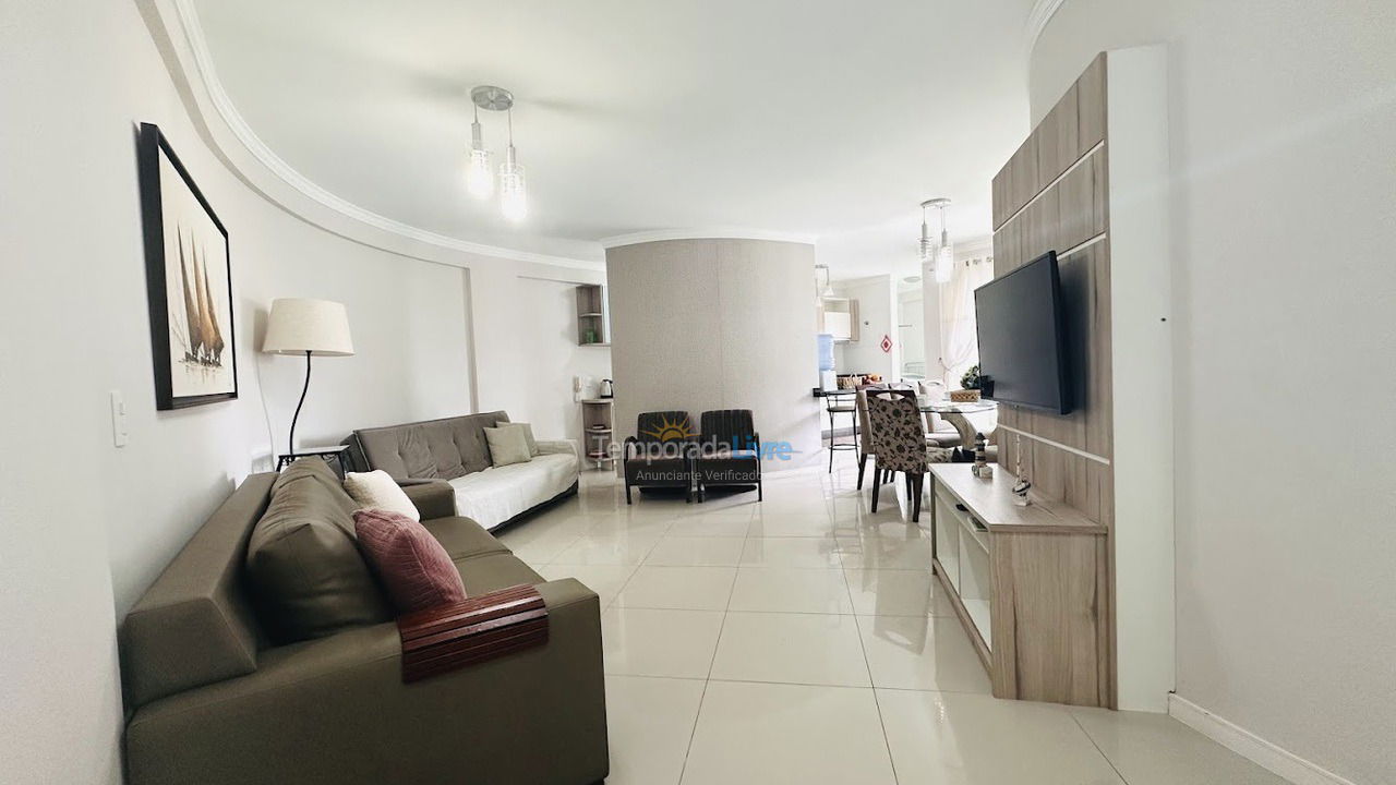 Apartment for vacation rental in Bombinhas (Praia de Bombas)