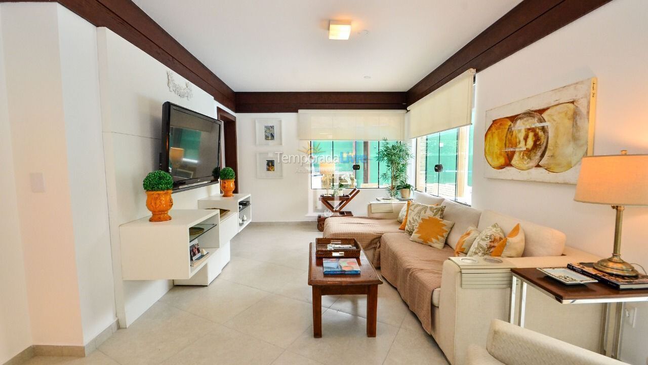 Casa para aluguel de temporada em Florianopolis (Jurerê Internacional)