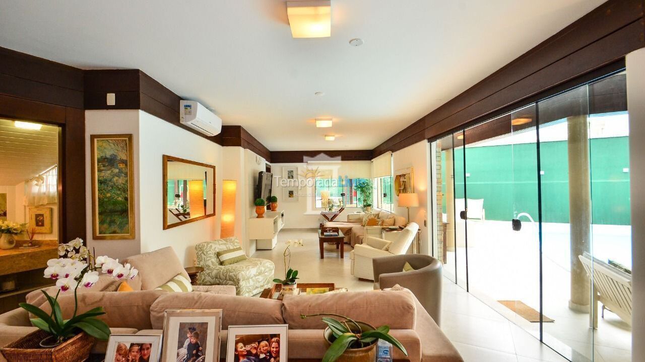 Casa para aluguel de temporada em Florianopolis (Jurerê Internacional)