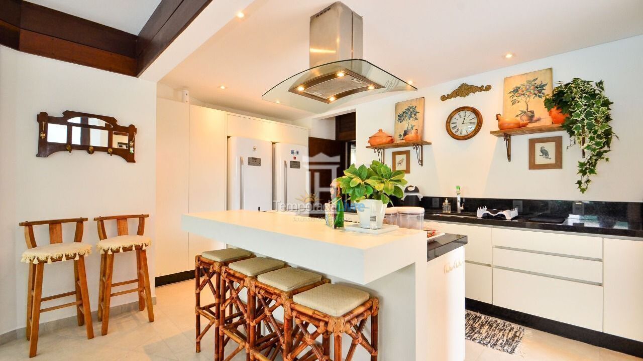 Casa para aluguel de temporada em Florianopolis (Jurerê Internacional)