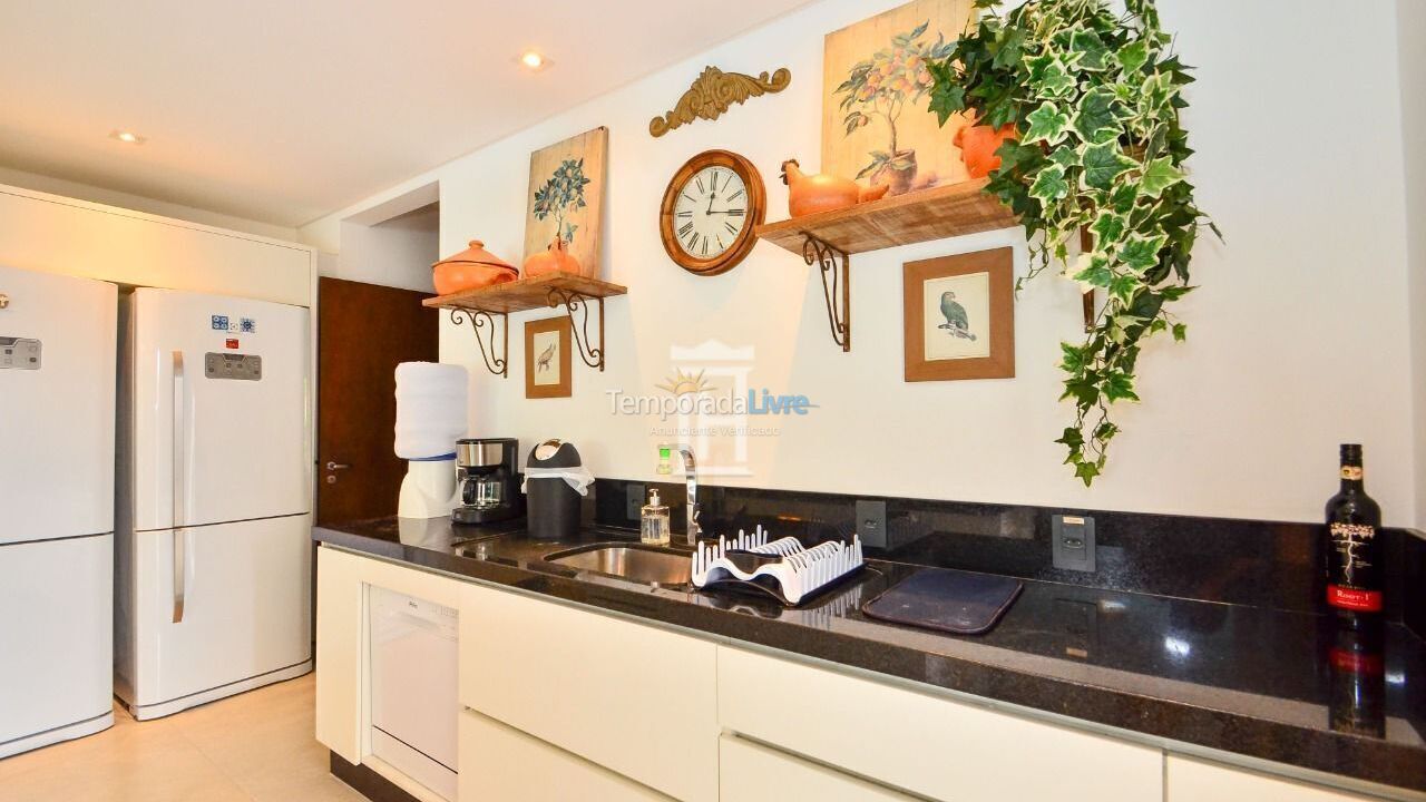 Casa para aluguel de temporada em Florianopolis (Jurerê Internacional)