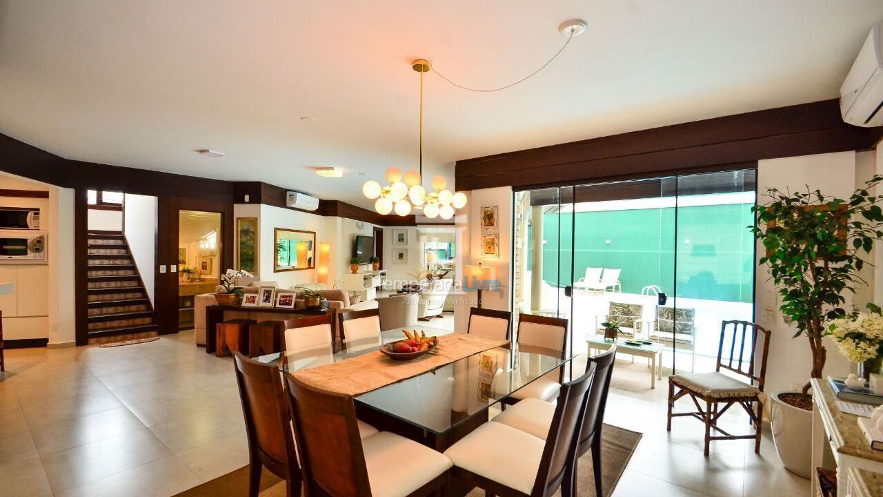 Casa para aluguel de temporada em Florianopolis (Jurerê Internacional)
