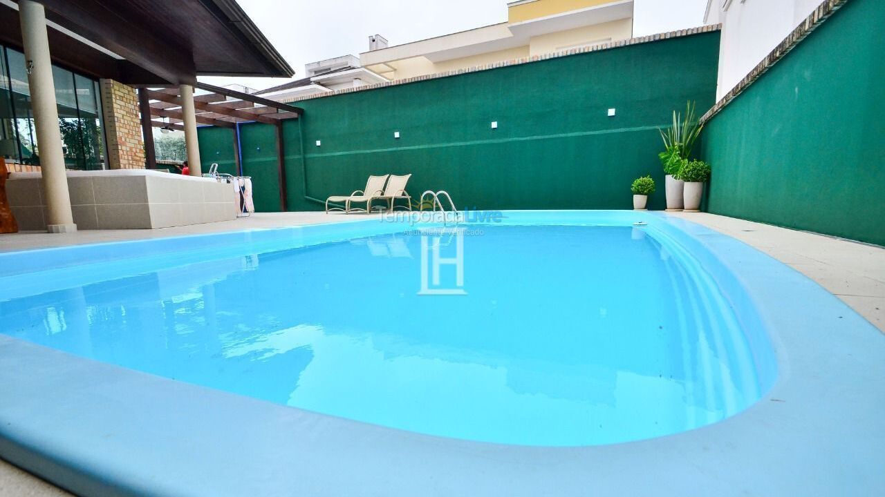 Casa para aluguel de temporada em Florianopolis (Jurerê Internacional)