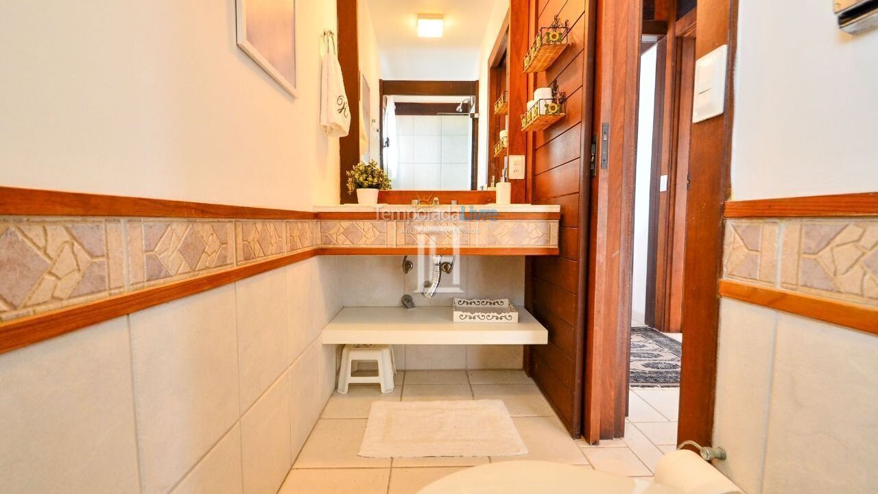 Casa para aluguel de temporada em Florianopolis (Jurerê Internacional)