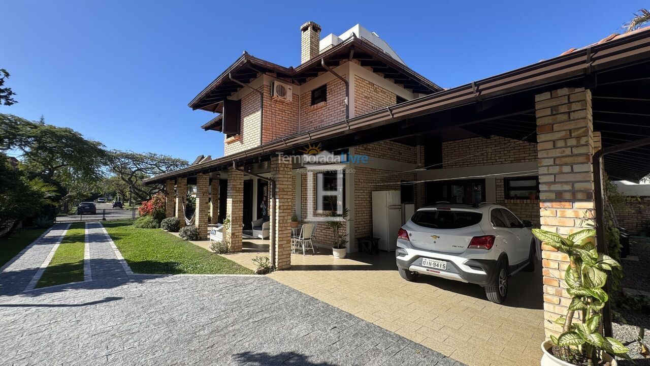 Casa para alquiler de vacaciones em Florianopolis (Jurerê Internacional)