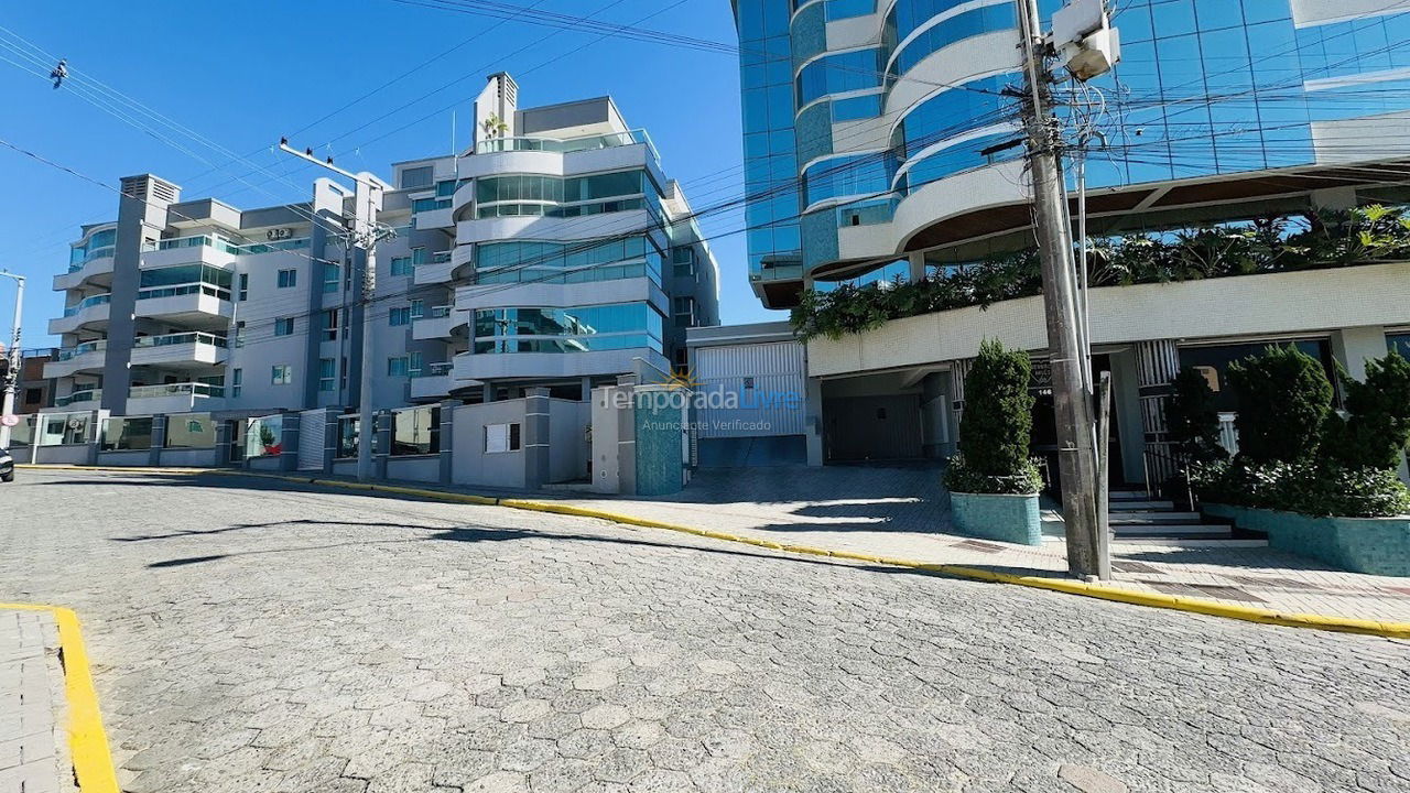 Apartamento para alquiler de vacaciones em Bombinhas (Praia de Bombas)