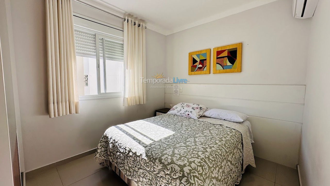 Apartamento para alquiler de vacaciones em Bombinhas (Praia de Bombas)