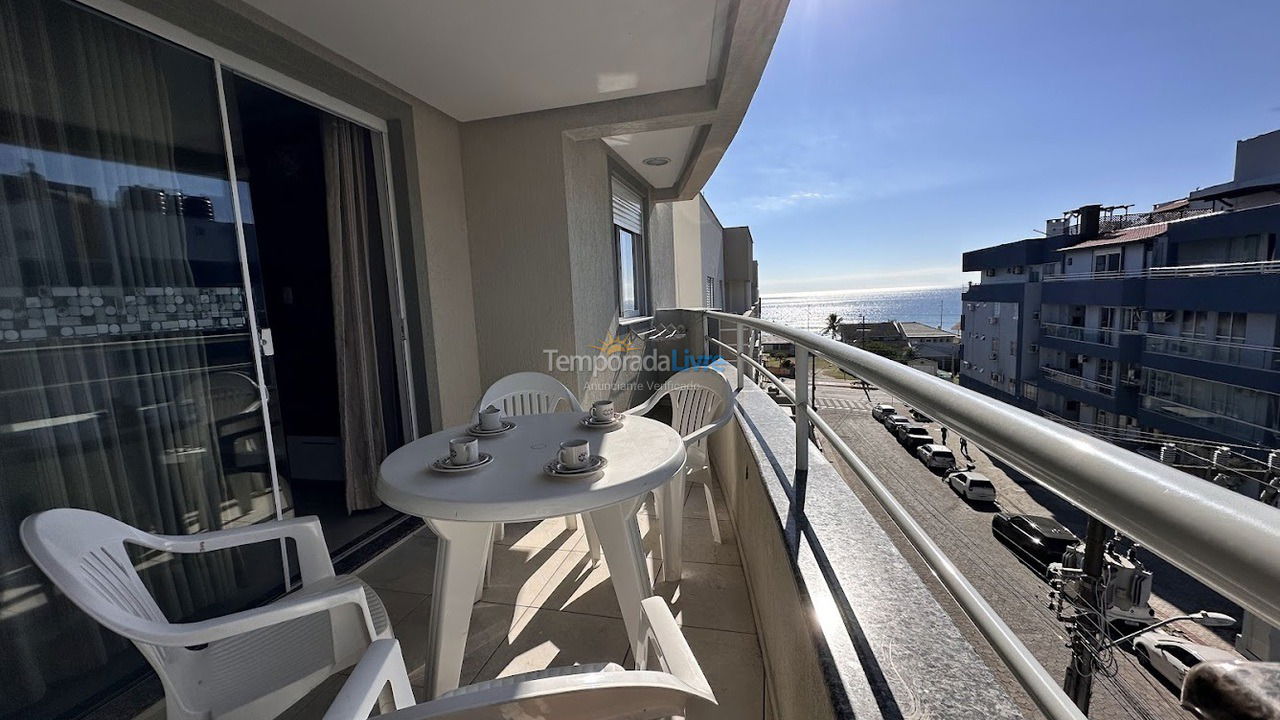 Apartamento para alquiler de vacaciones em Bombinhas (Praia de Bombas)