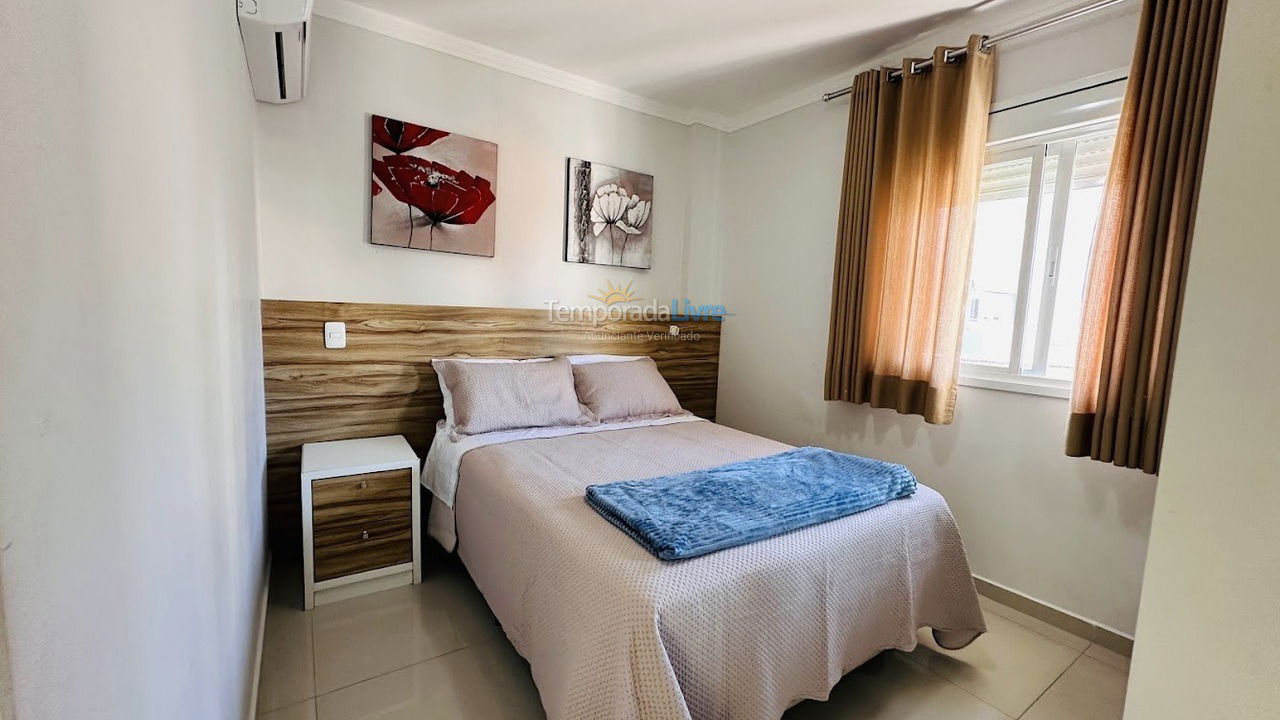 Apartamento para alquiler de vacaciones em Bombinhas (Praia de Bombas)
