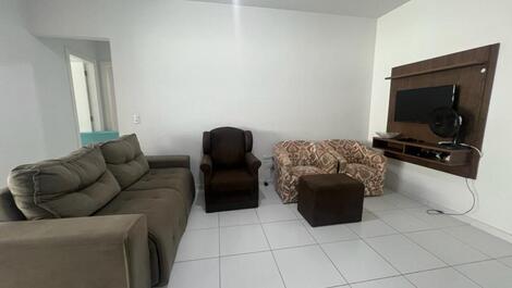 Apartamento 3 dormitórios a 50m da praia