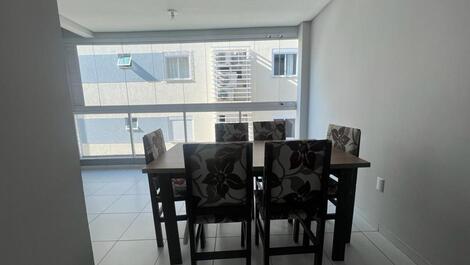 Apartamento 3 dormitórios a 50m da praia