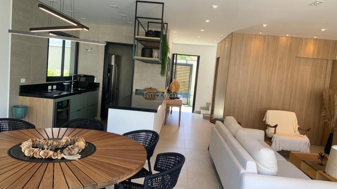 Casa para aluguel de temporada em São Sebastião (Juquehy)
