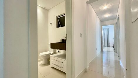 Meia Praia Street 292 - 3 Suites near the SEA - AT001