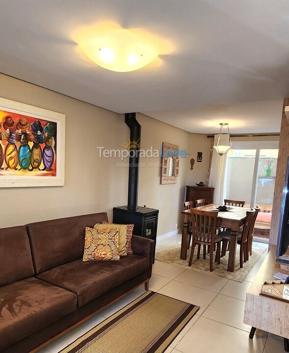 Apartamento para aluguel de temporada em Canela (Centro)