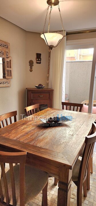 Apartamento para aluguel de temporada em Canela (Centro)