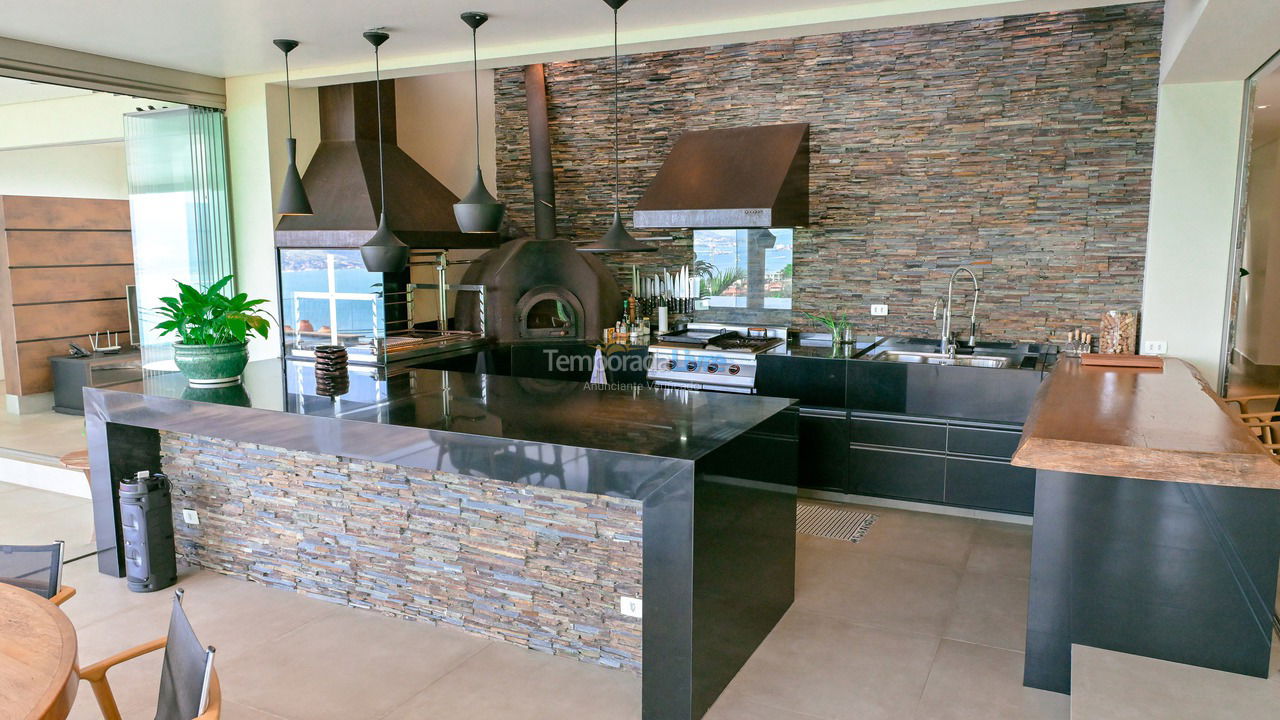 House for vacation rental in Ilhabela (Centro Vila)