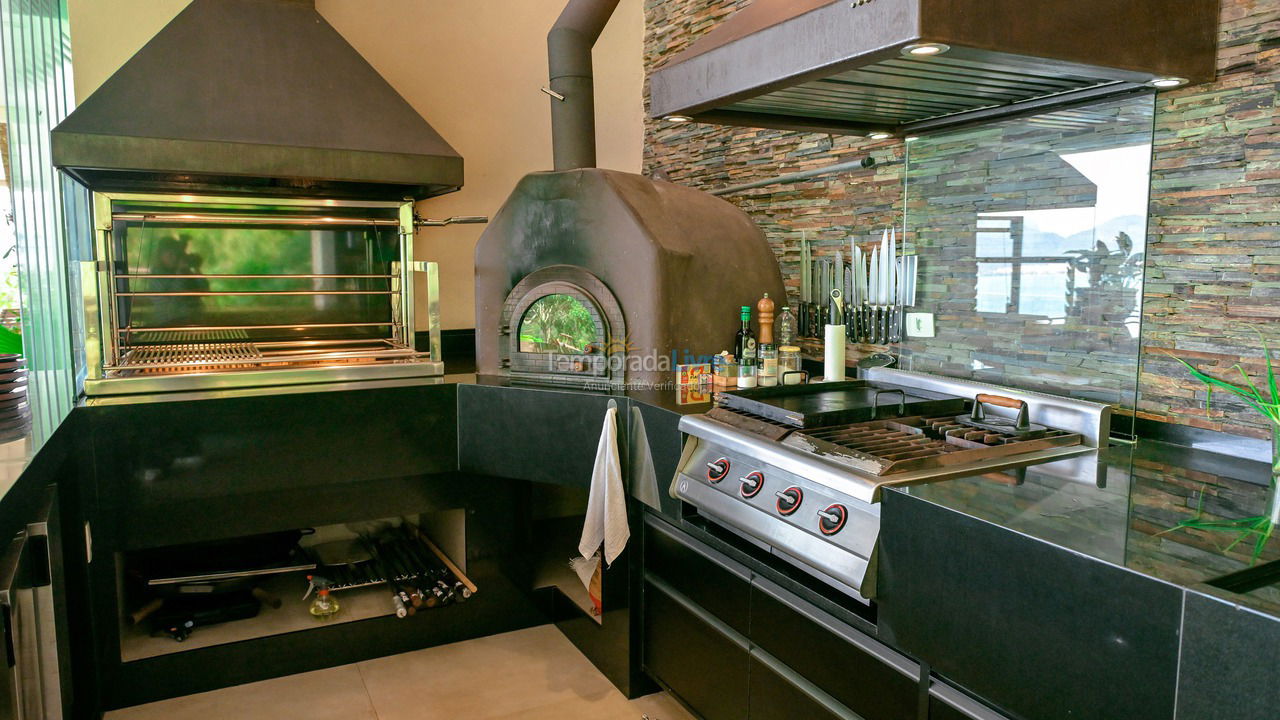 House for vacation rental in Ilhabela (Centro Vila)